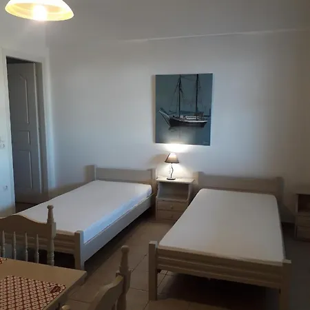 Hotel apartamentowy Kyklades